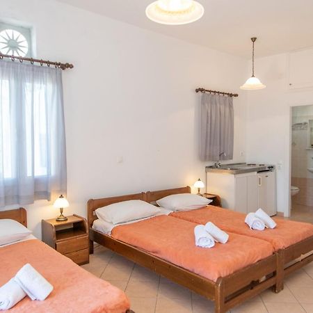 Ferienwohnung Esperides Tínos Exterior foto